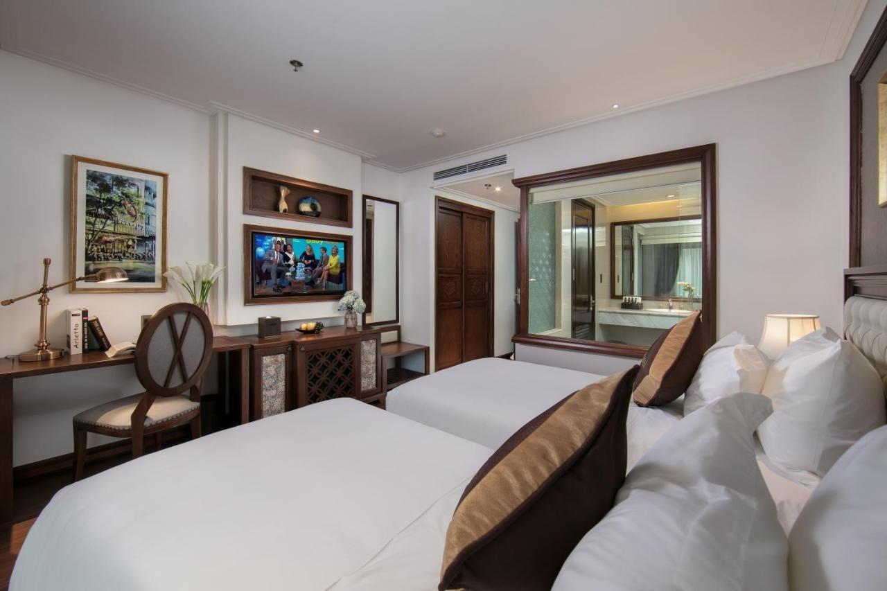 The Q Hotel Hanoi Bagian luar foto
